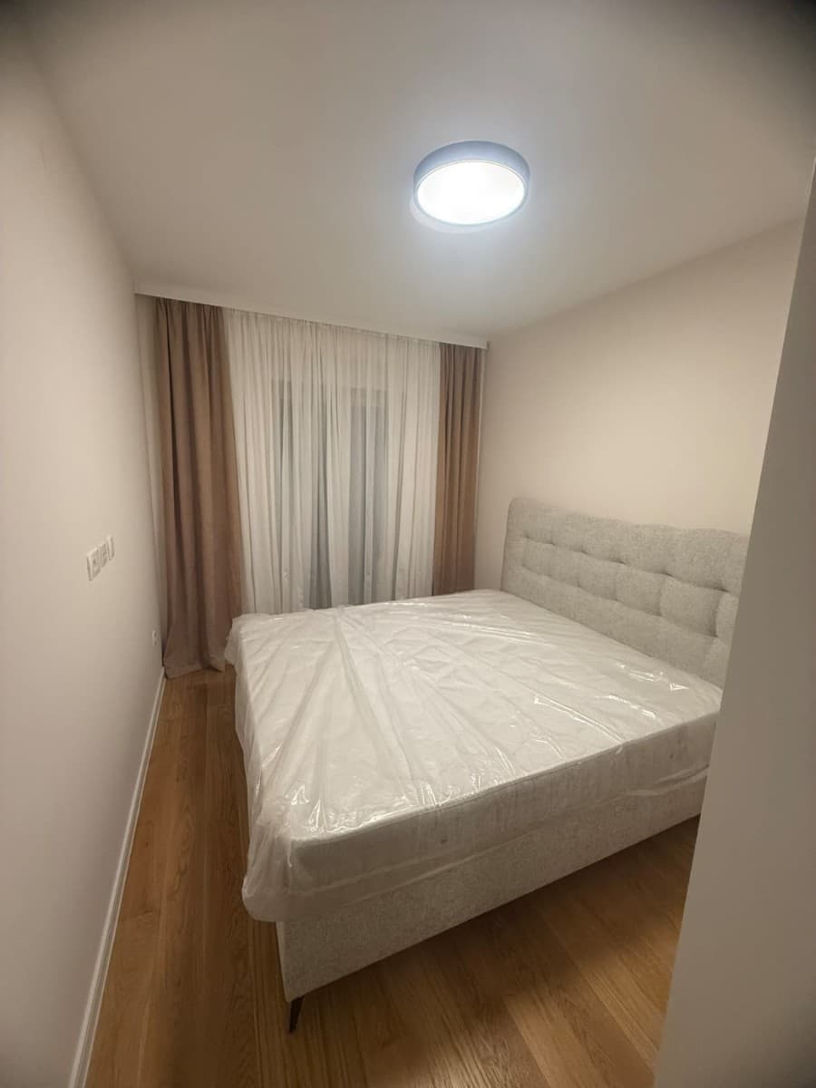 Izdaje se jednosoban stan