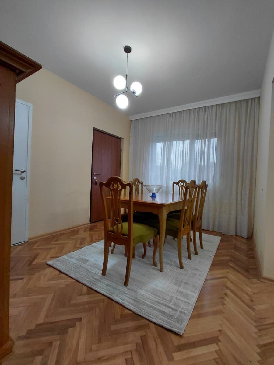Izdaje se kuca