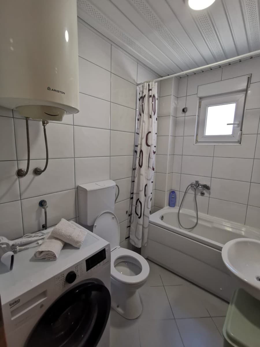 Izdaje se jednosoban stan