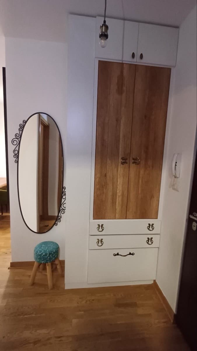 Izdaje se stan