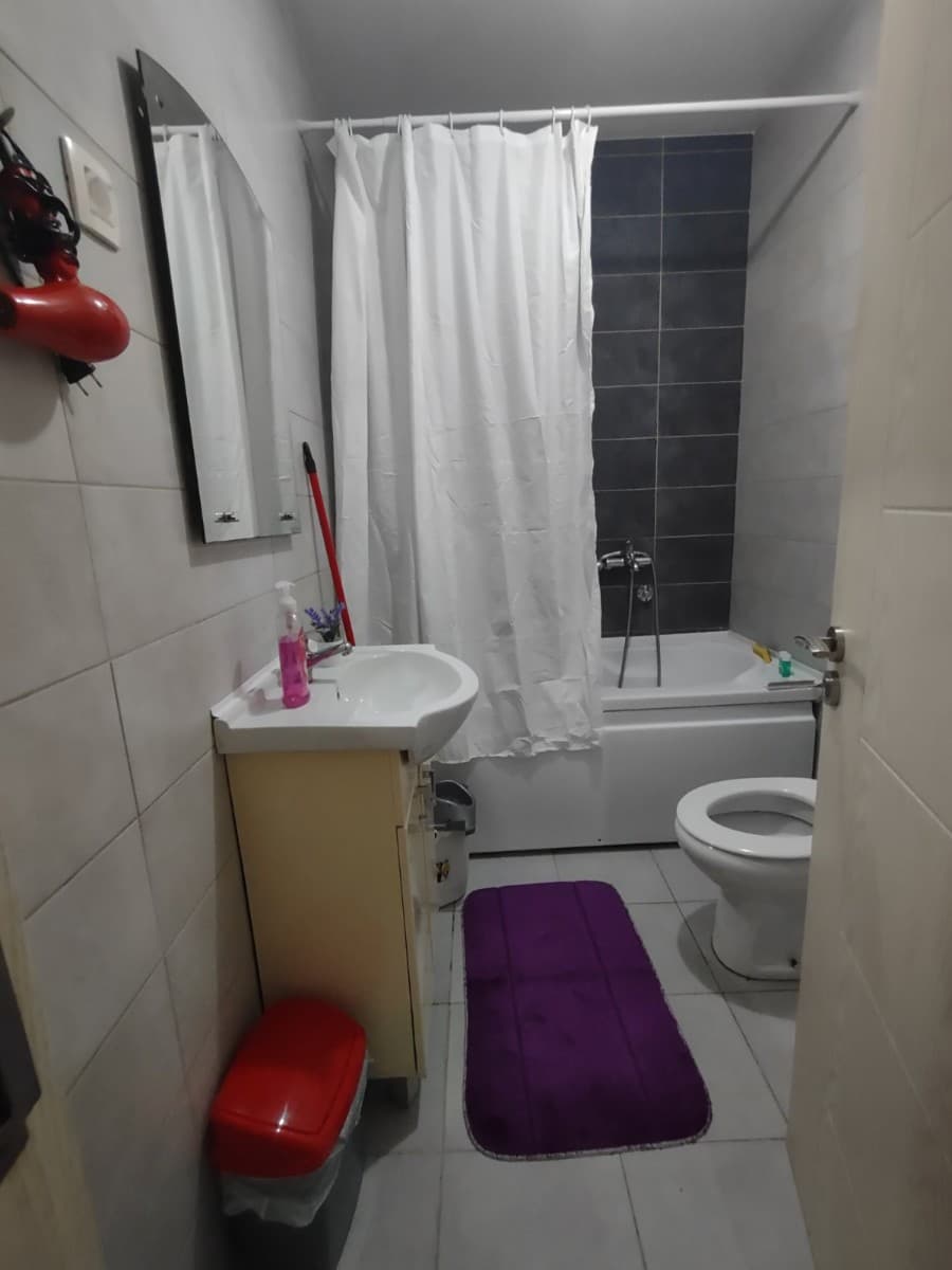 Izdaje se stan