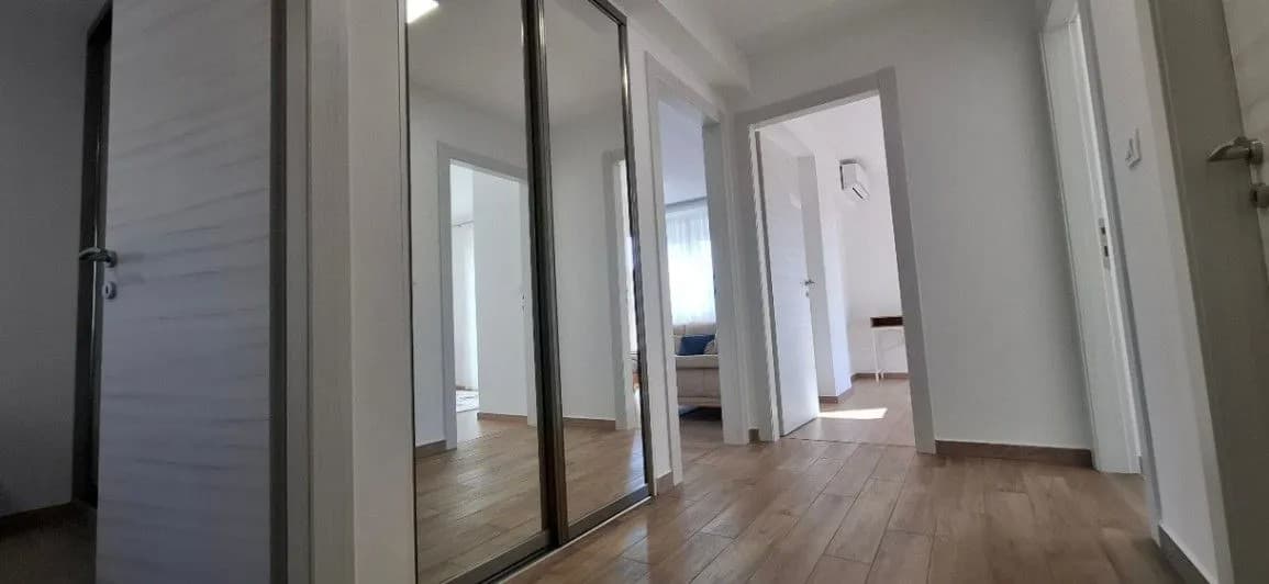 Izdaje se stan