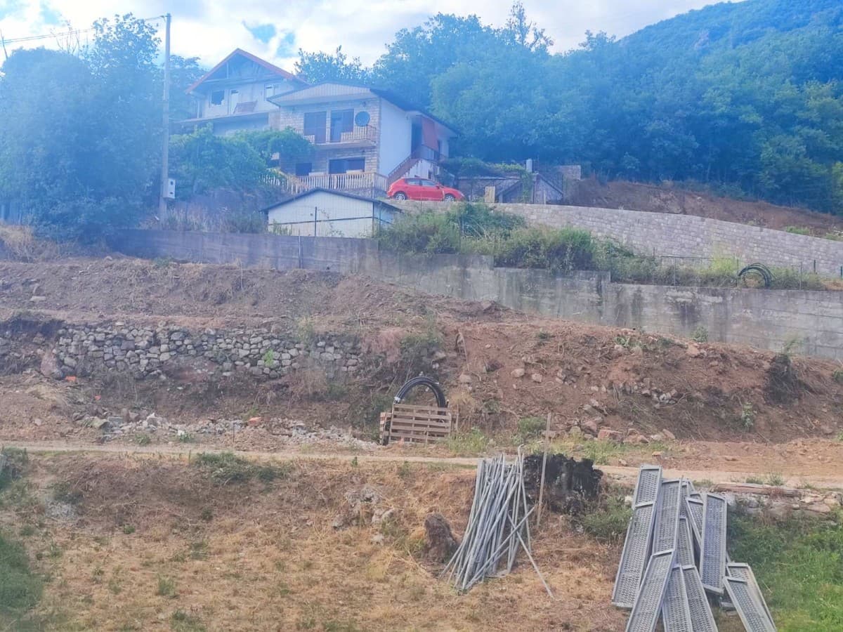 Prodaje se gradjevinski plac