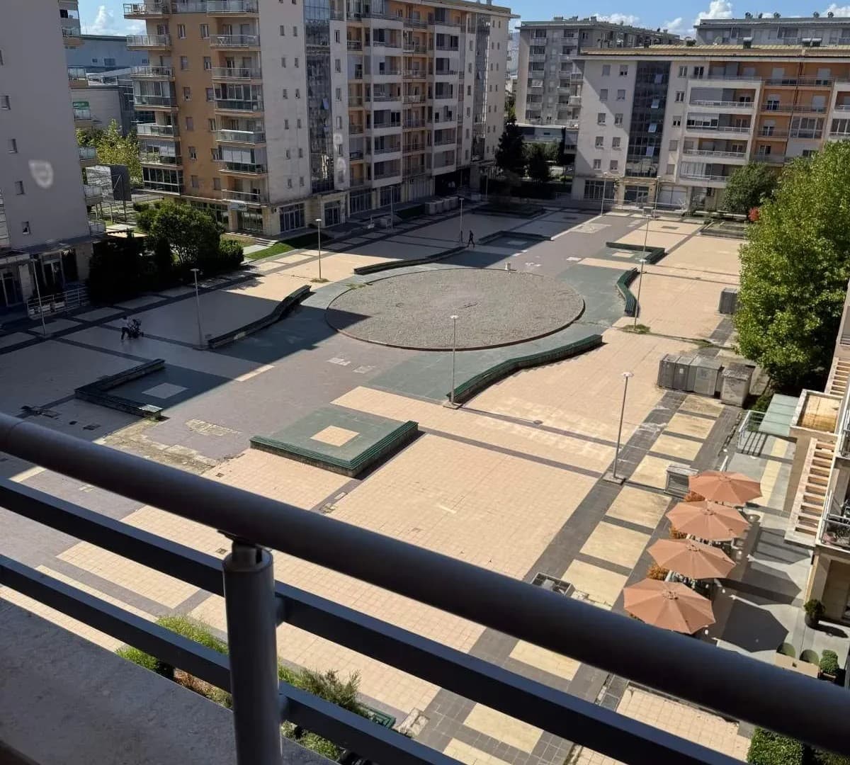 Izdaje se stan