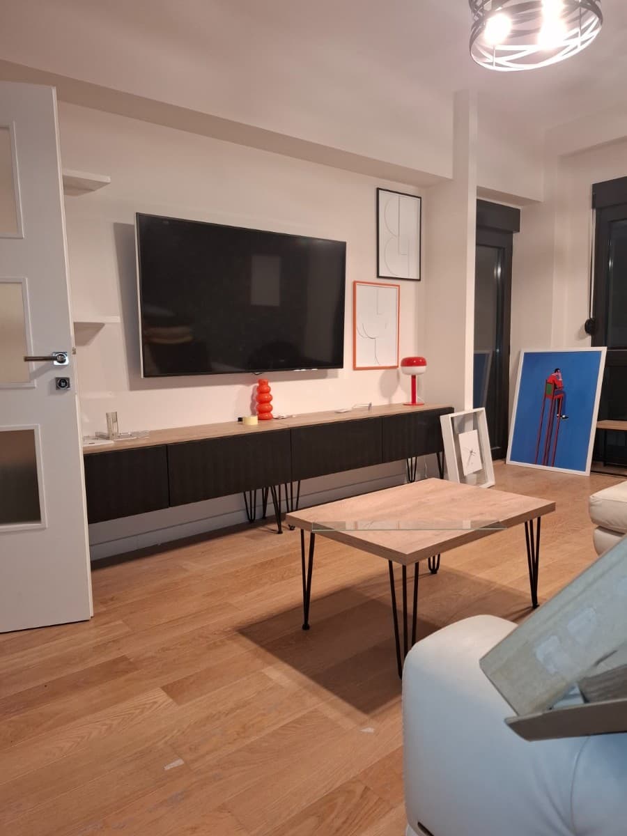Izdaje se lux opremljen stan