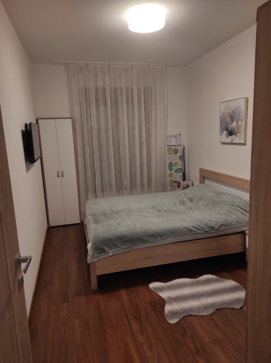 Izdaje se jednosoban stan