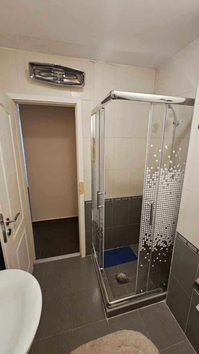 Izdaje se dvosoban duplex stan