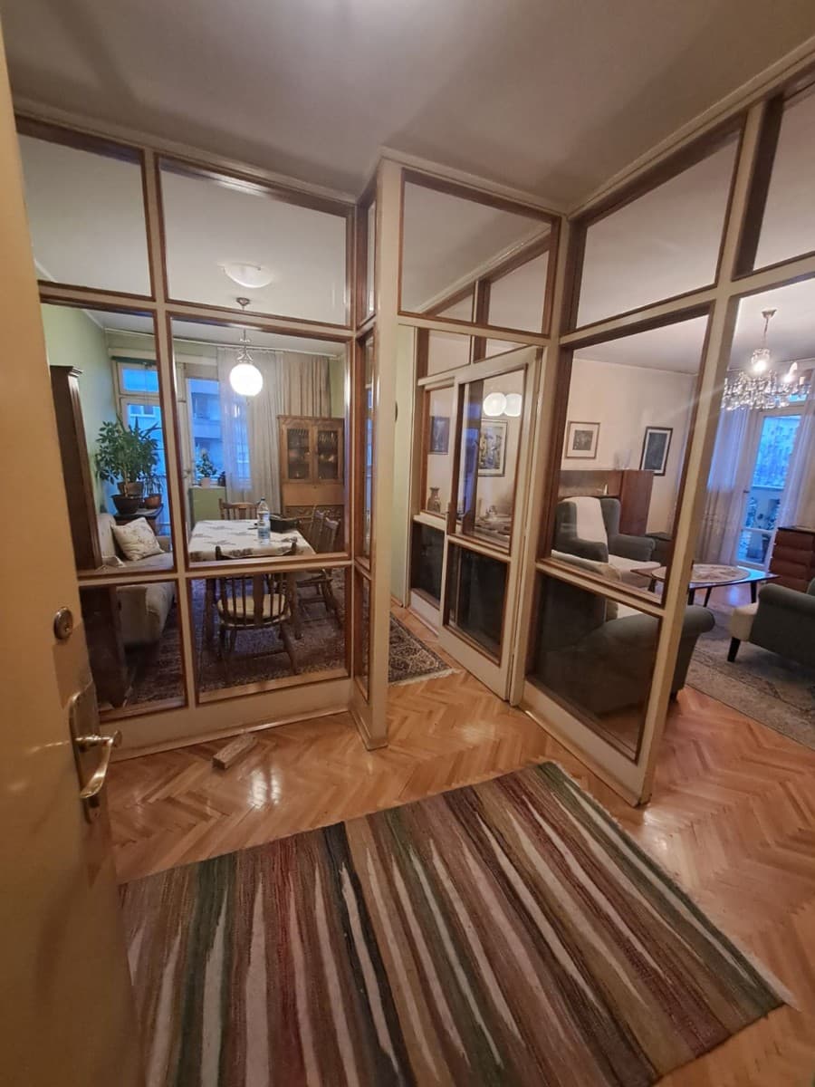 Izdaje se 3+ stan