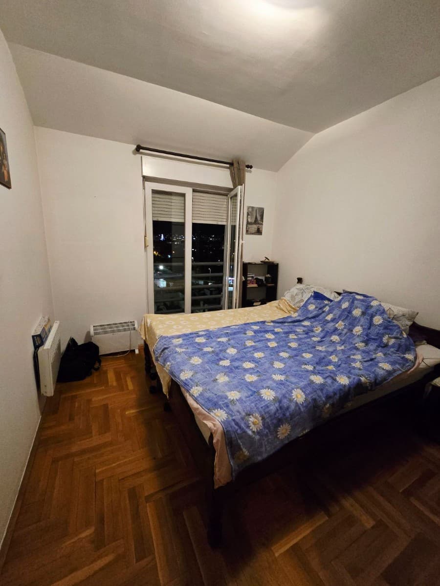 Izdaje se stan