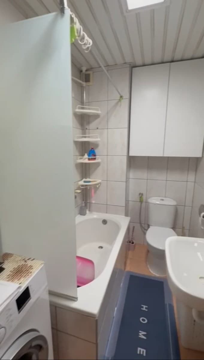 Izdaje se stan