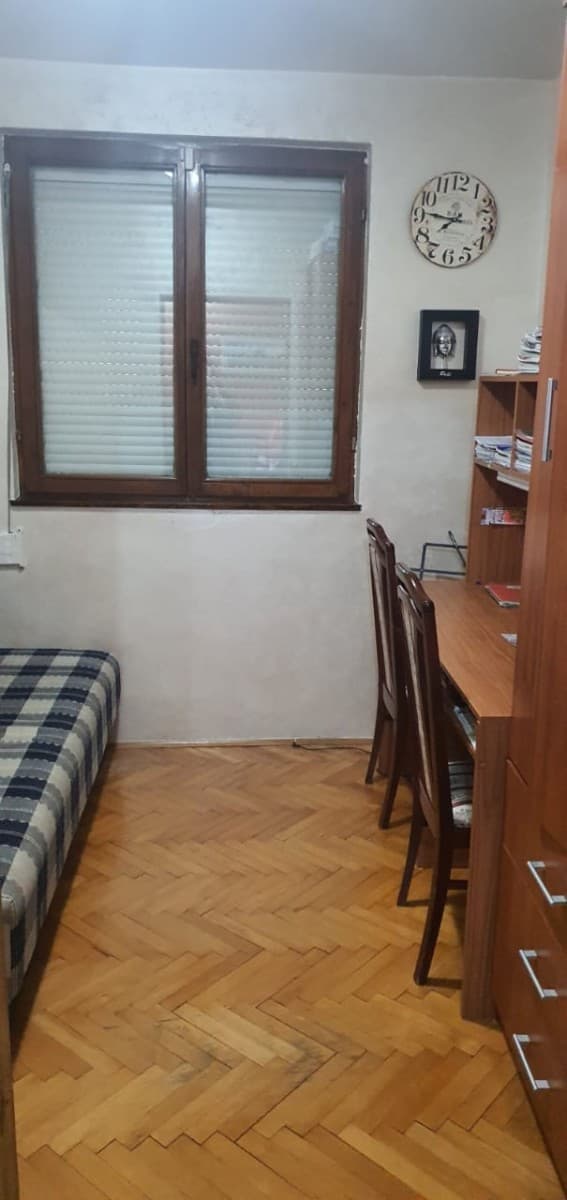 Izdaje se kuca