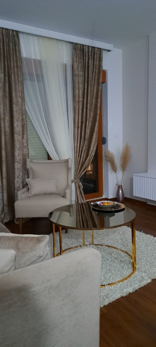 Izdaje se jednosoban stan