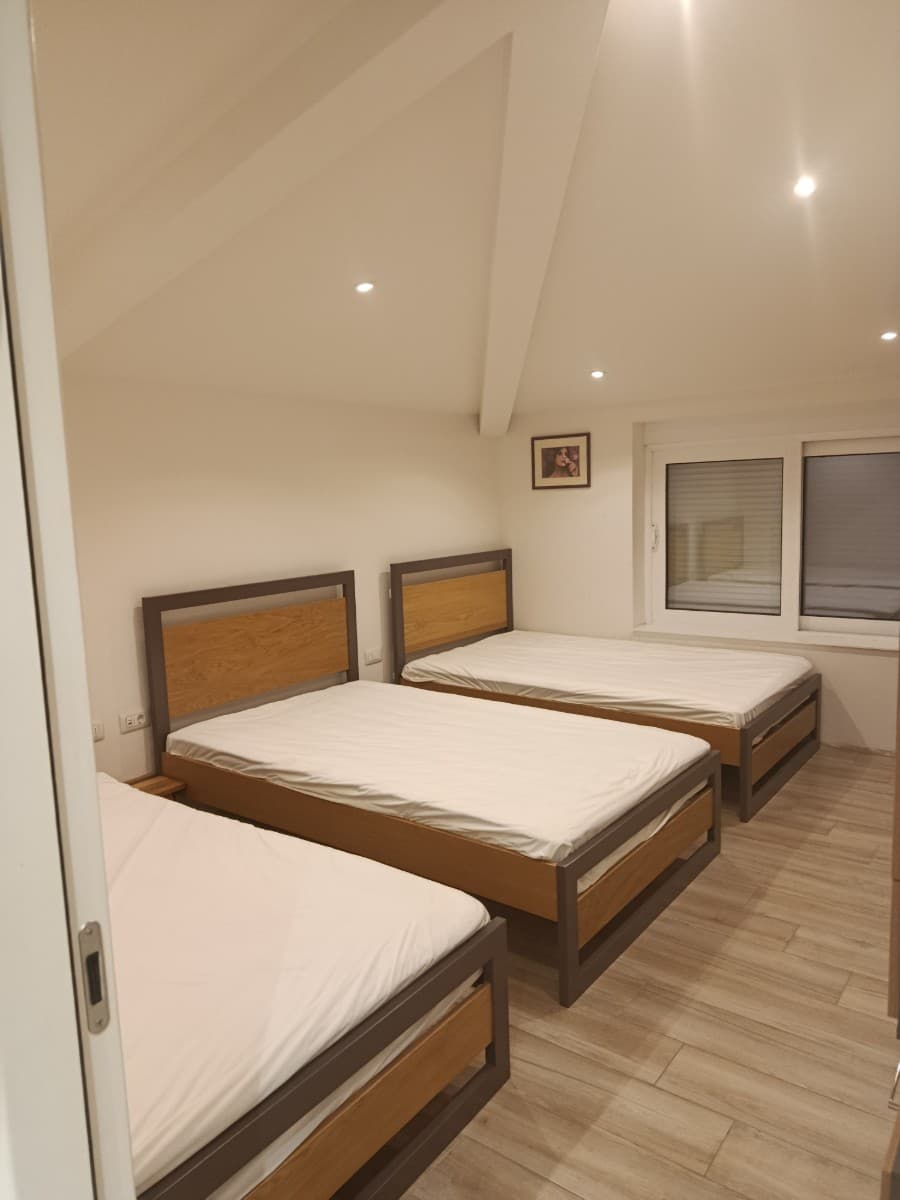 Izdaje se dvosoban stan Penthouse