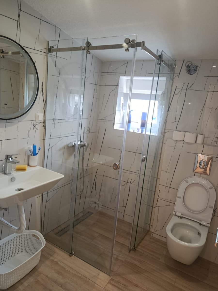 Izdaje se dvosoban stan Penthouse
