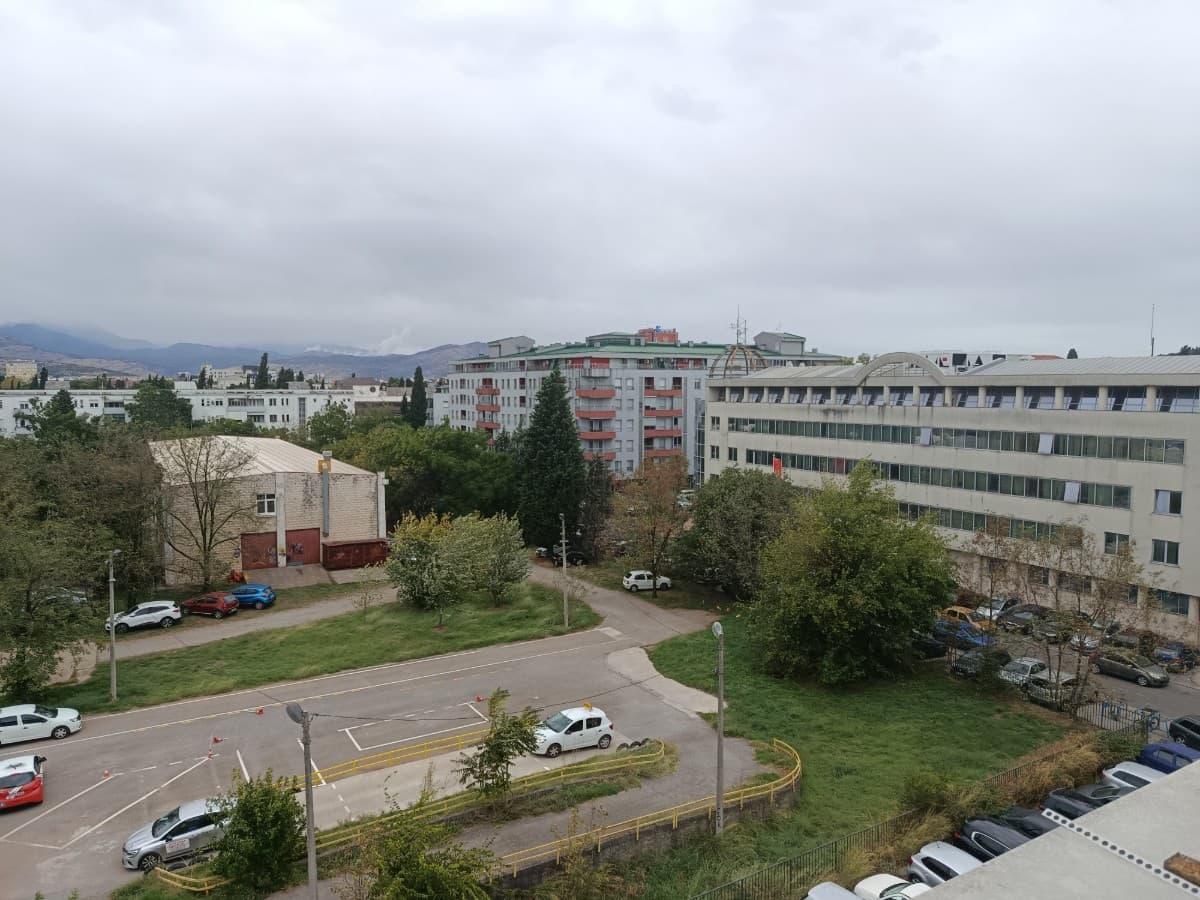 Izdaje se dvosoban stan Penthouse