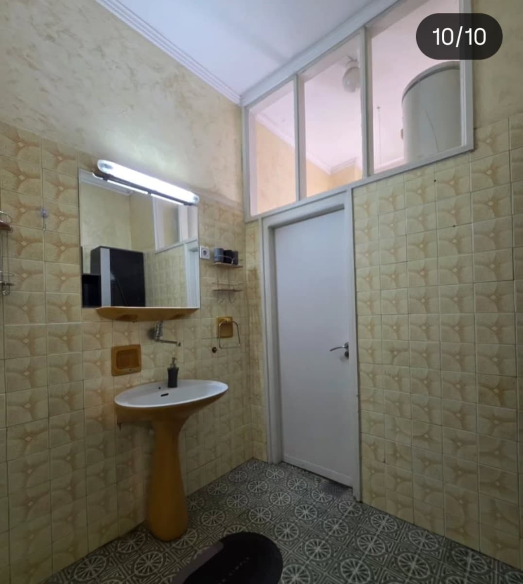 Izdaje se dvosoban stan