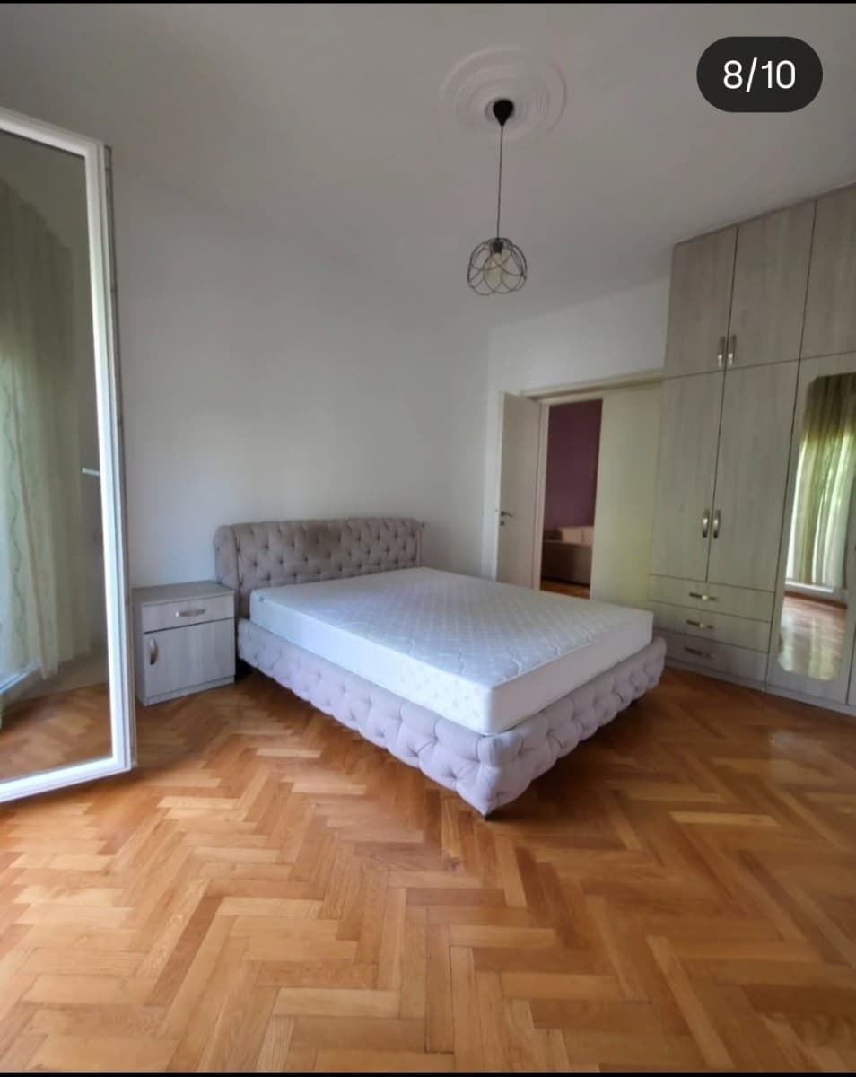 Izdaje se dvosoban stan