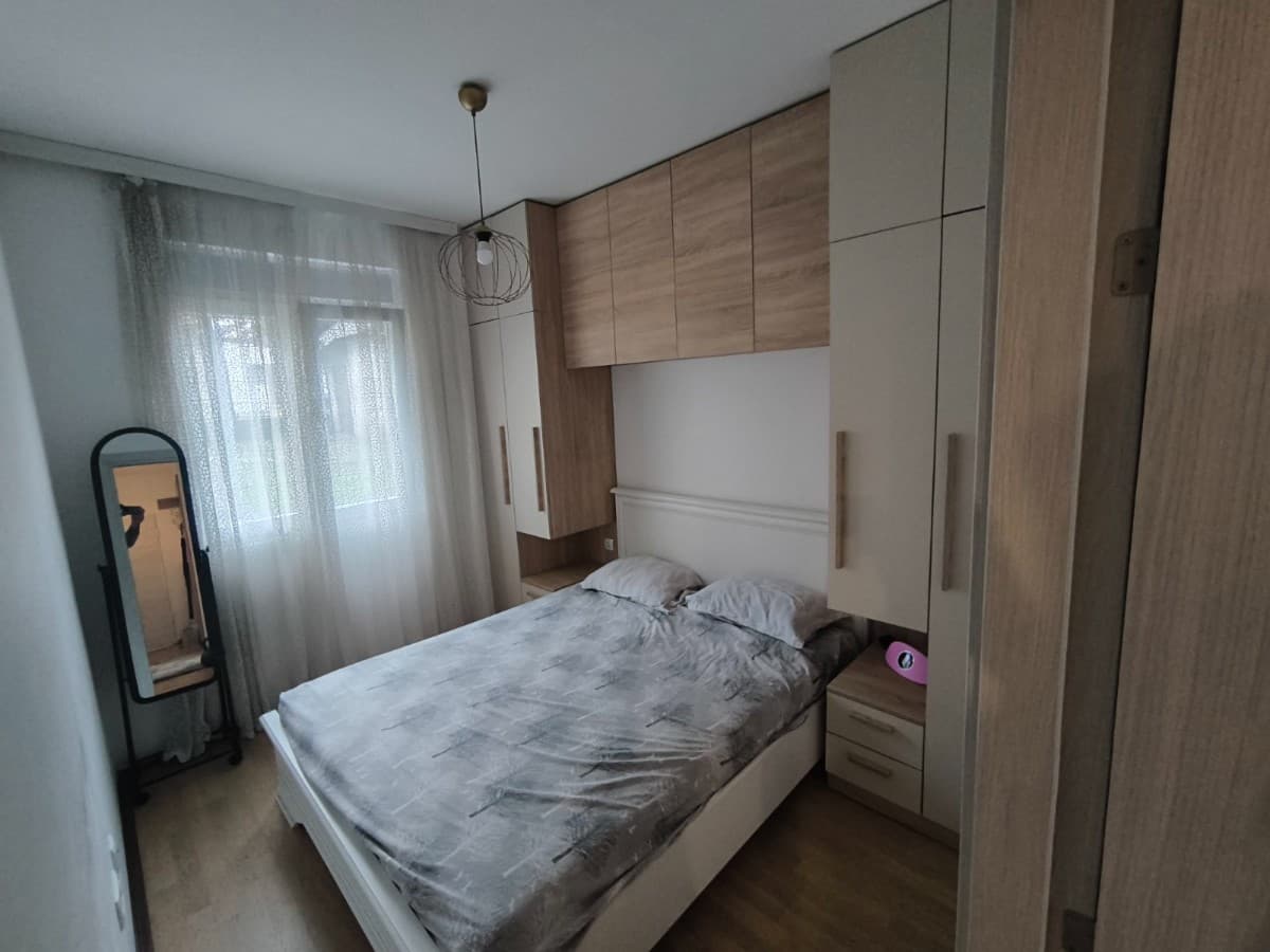 Izdaje se jednosoban stan