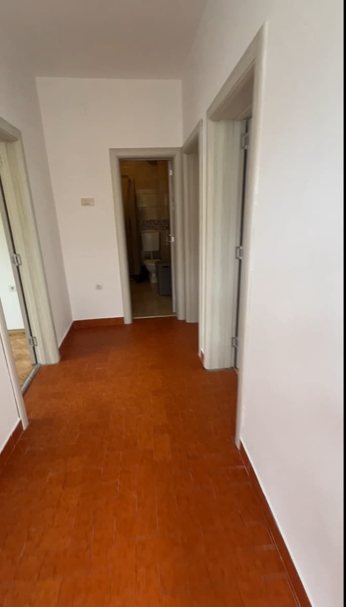 Stan za izdavanje u sklopu kuće