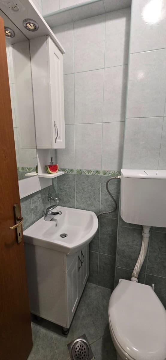 Izdaje se jednosoban stan