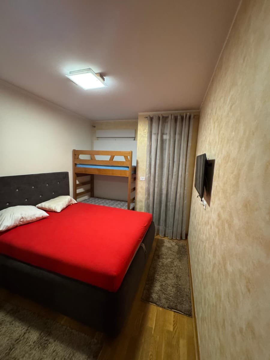 Izdaje se jednosoban stan