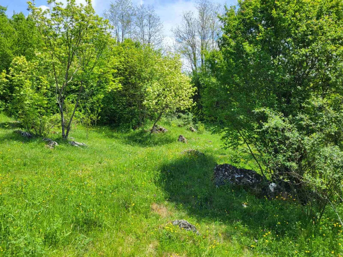 Na prodaju plac