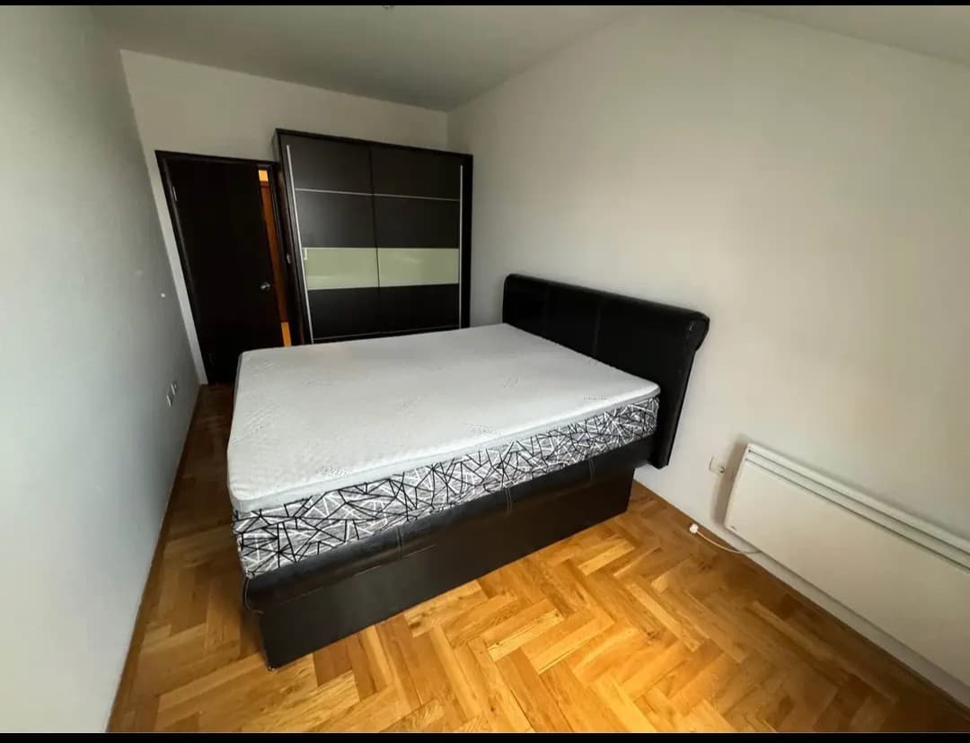 Izdaje se jednosoban stan