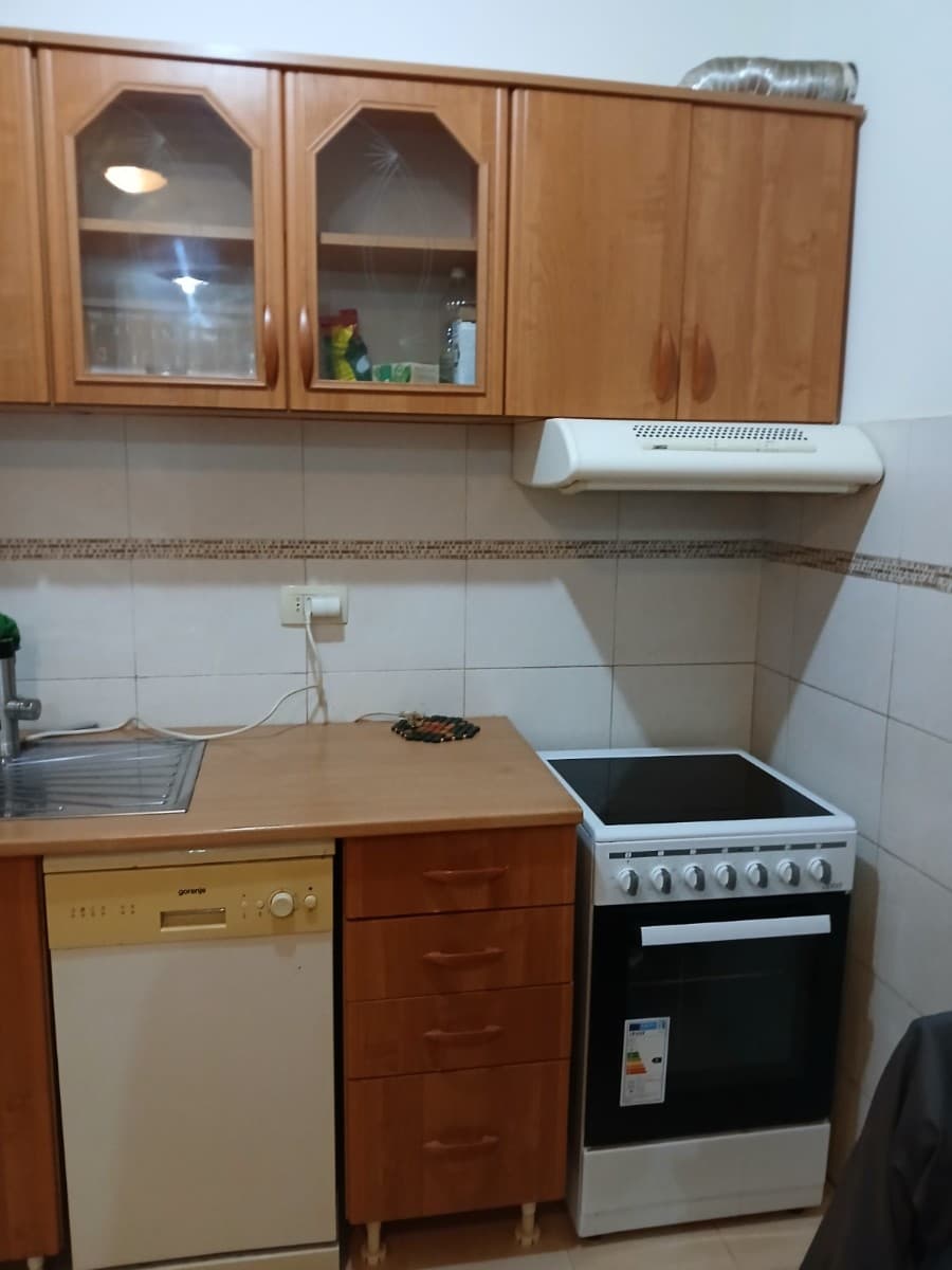 Izdaje se jednosoban stan