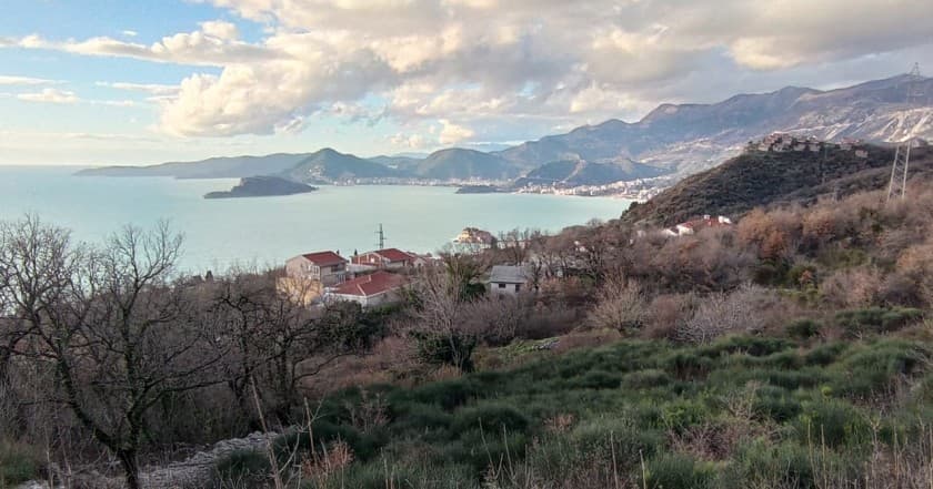 Prodaje se gradjevinski plac