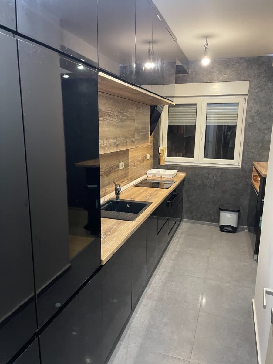 Izdaje se stan