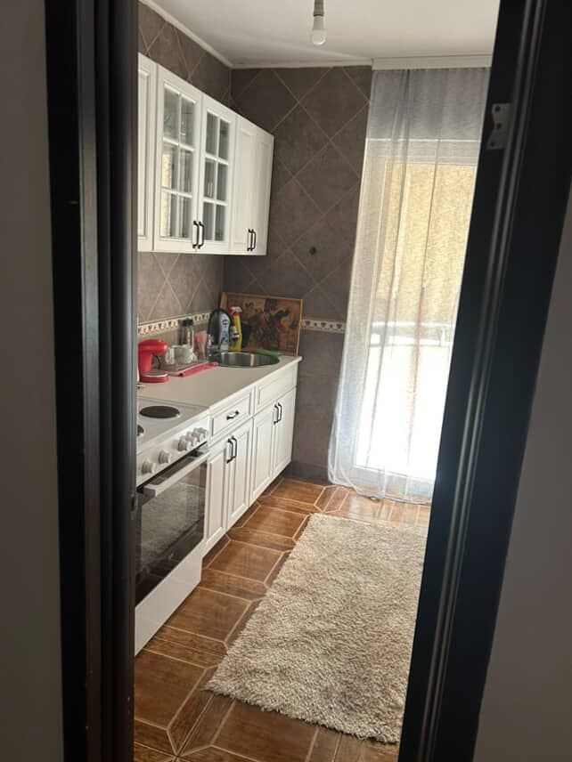 Prodaje se jednosoban stan