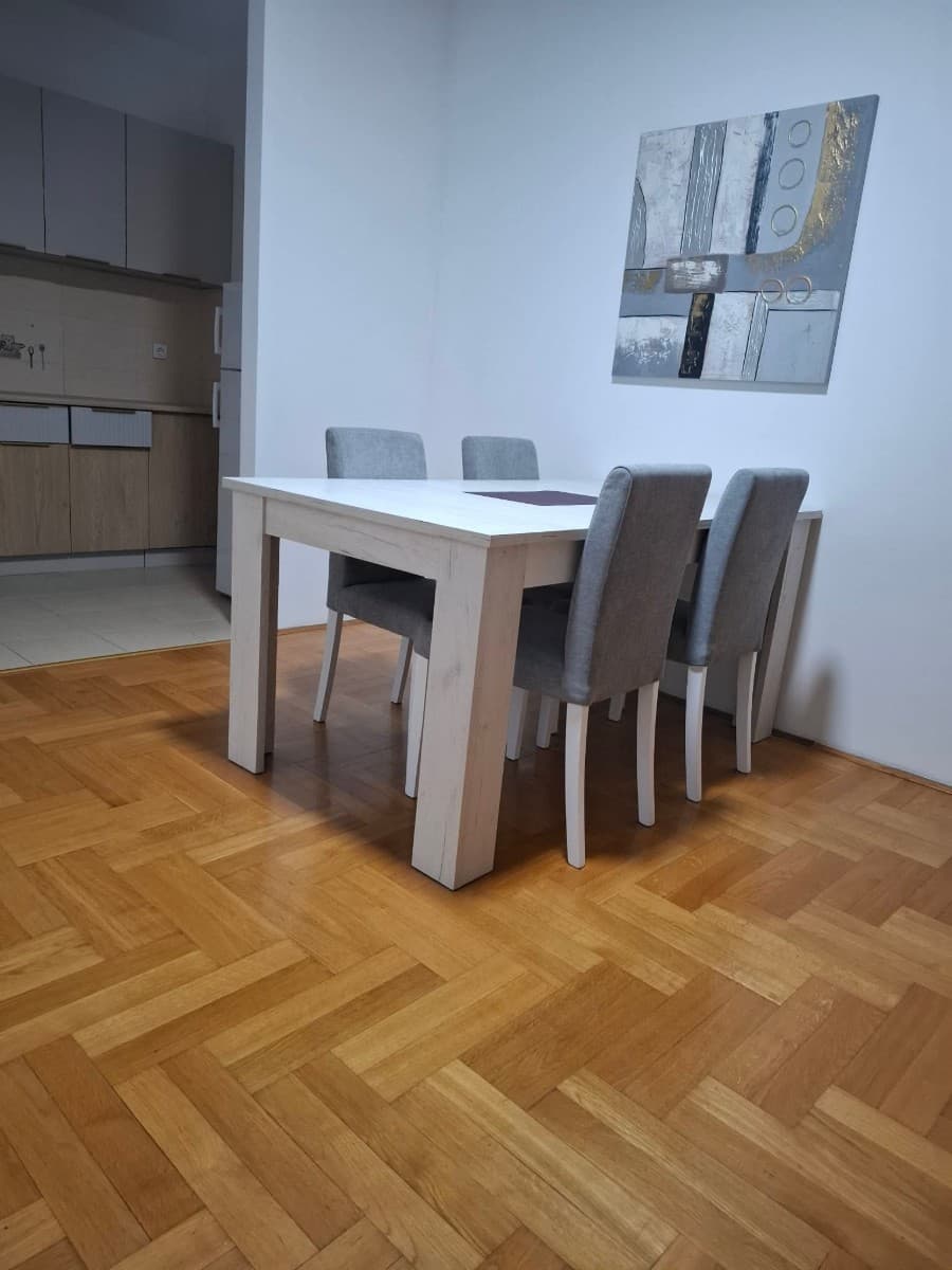 Izdaje se jednosoban stan