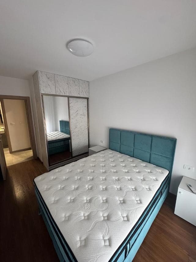 Izdaje se dvosoban stan