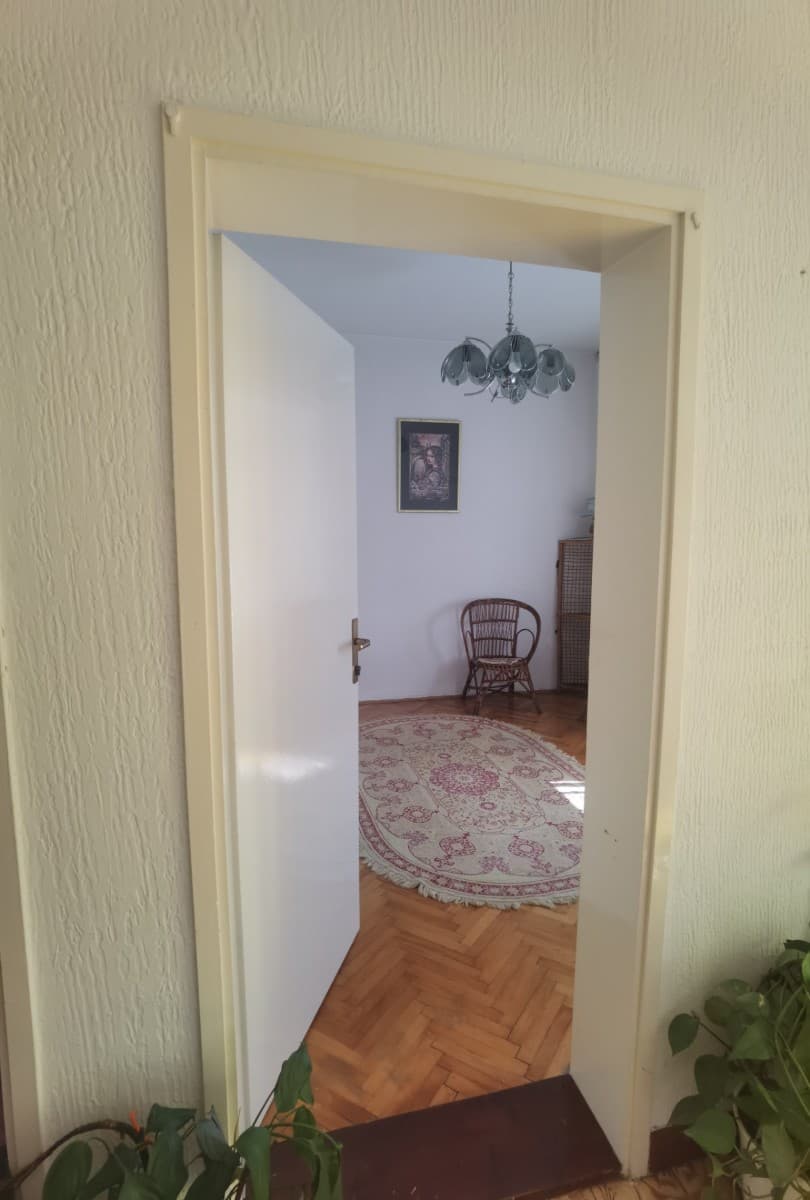 Izdaje se kuca