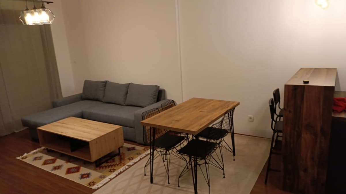 Izdaje se jednosoban stan