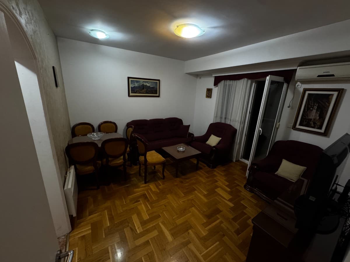Izdaje se jednosoban stan