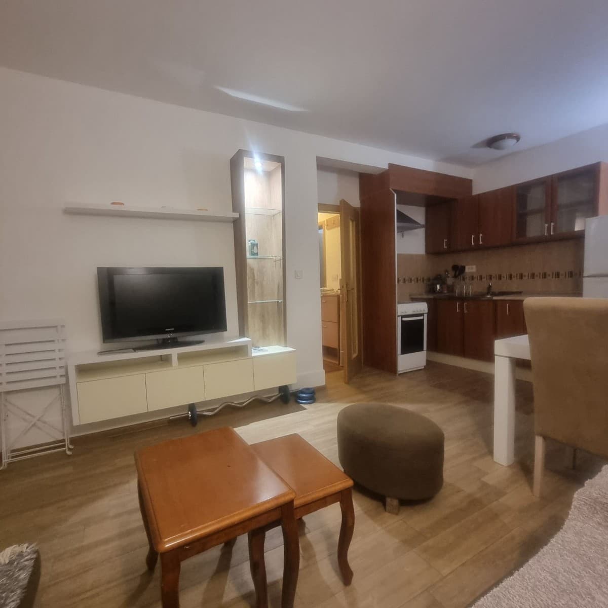 Izdaje se jednosoban stan