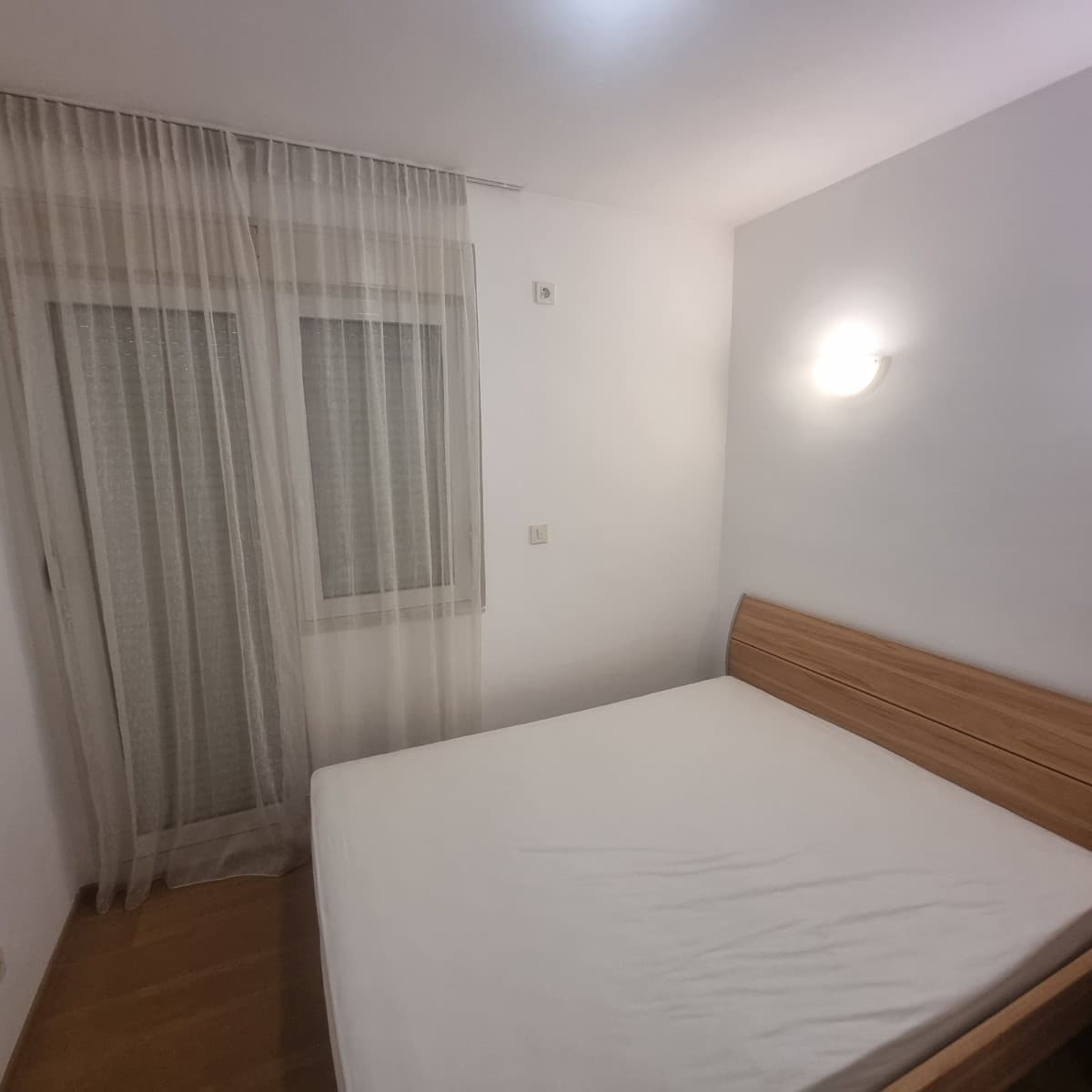 Izdaje se jednosoban stan