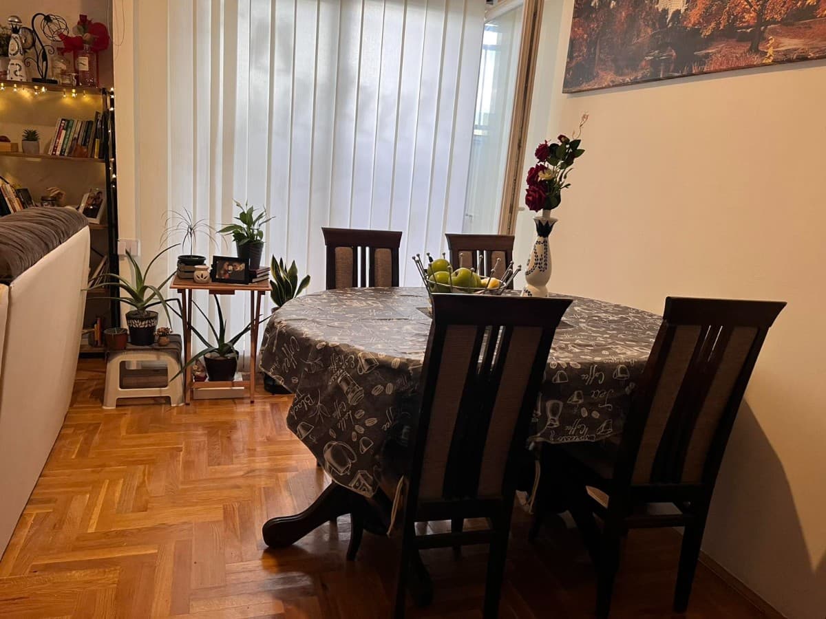 Izdaje se jednosoban stan