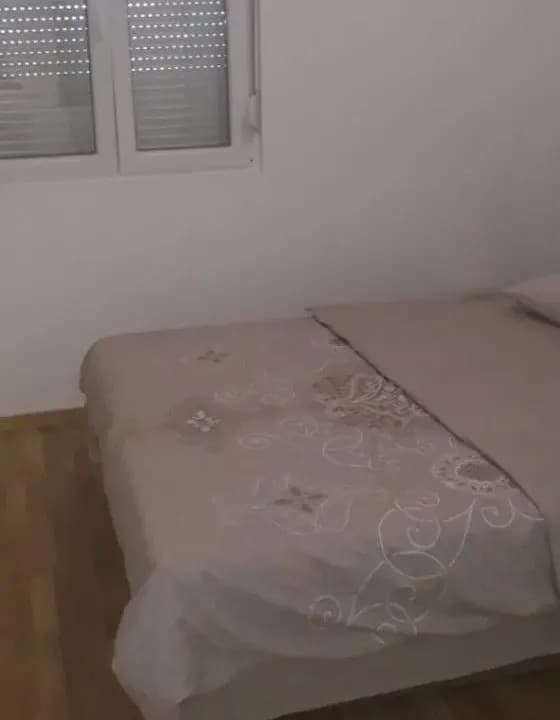 Izdaje se stan