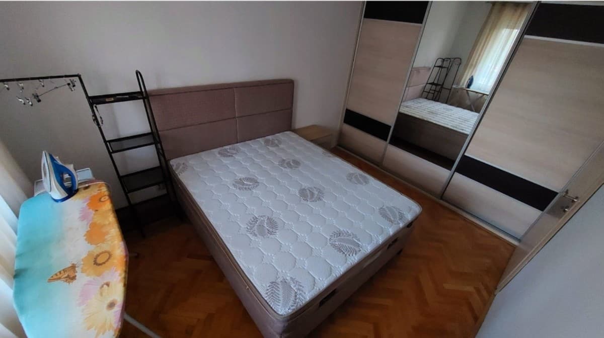 Izdaje se jednosoban stan