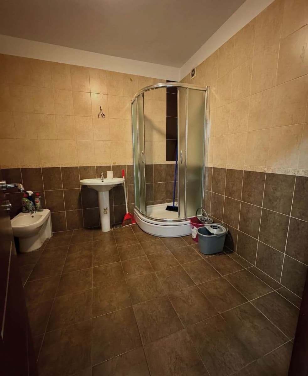 Izdaje se stan u poslovne svrhe