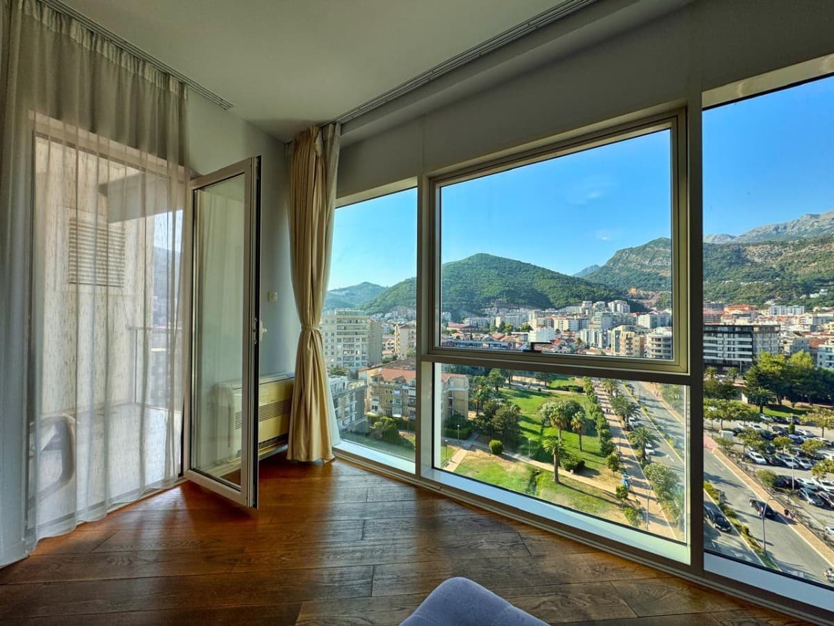 Izdaje se luksuzno opremljen stan