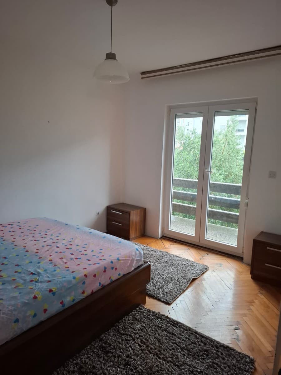 Izdaje se kuca