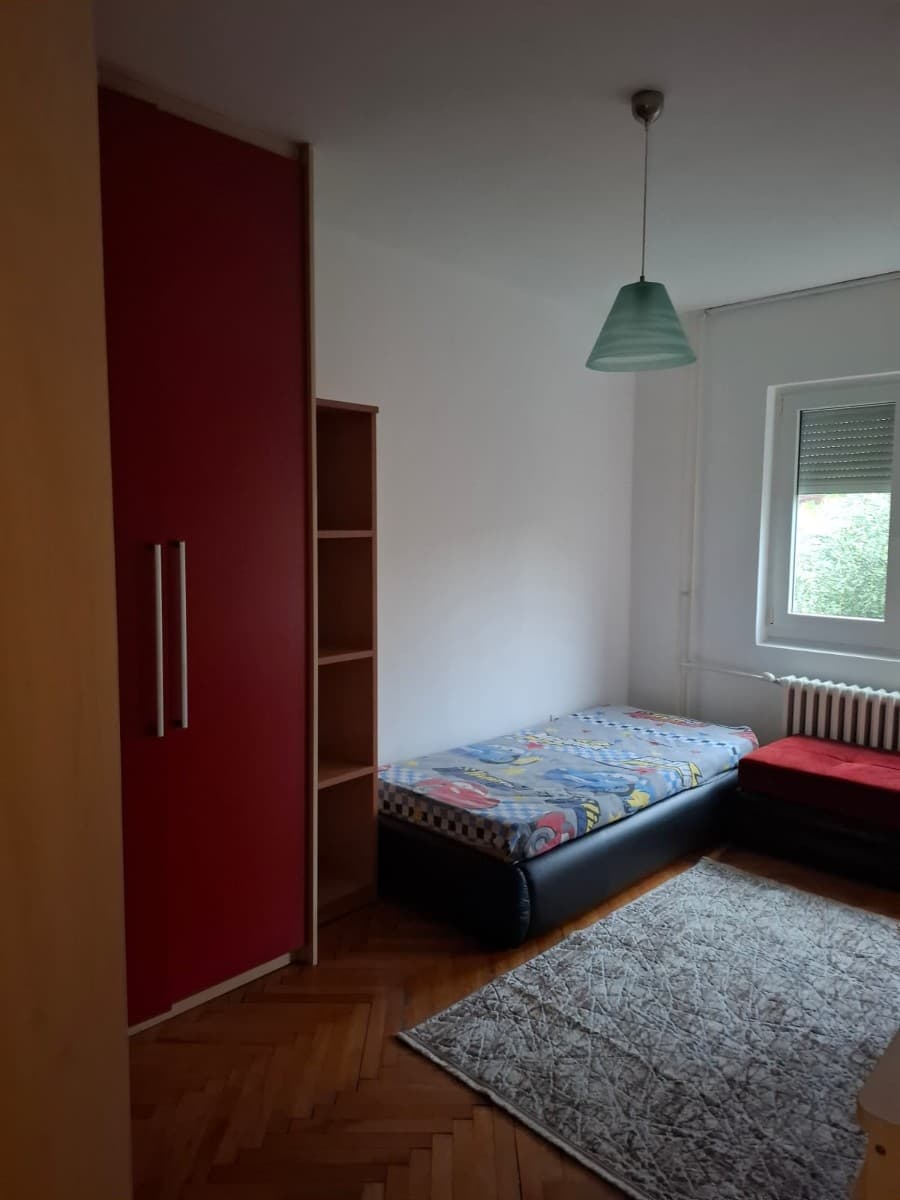 Izdaje se kuca