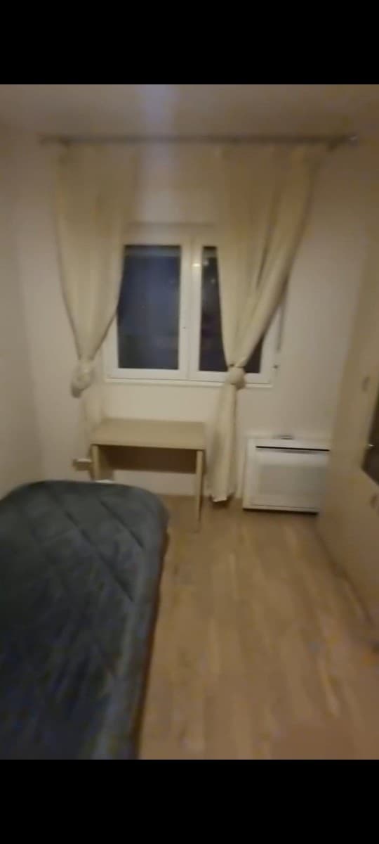 Izdaje se stan