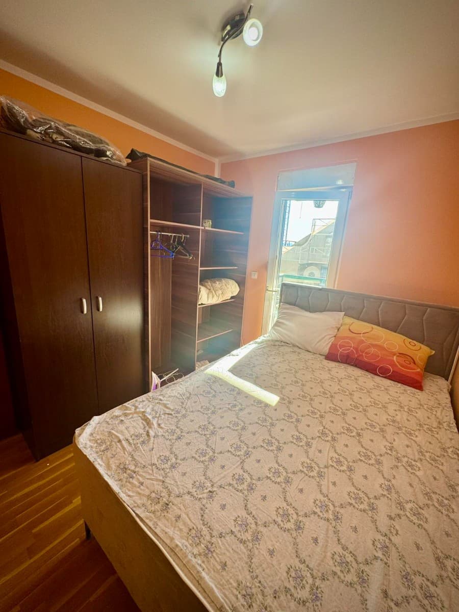 Izdaje se jednosoban stan kod Krivog mosta