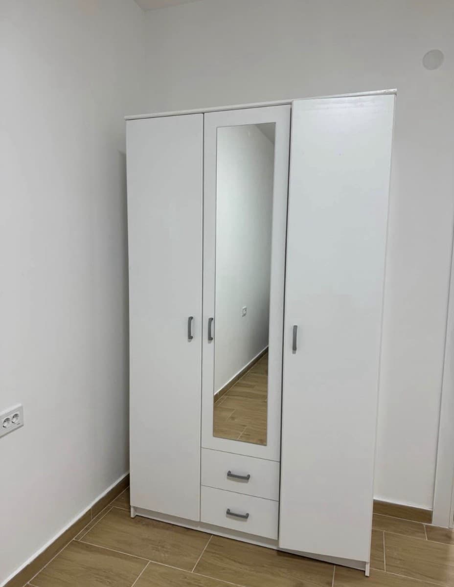 Prodaje se jednosoban stan