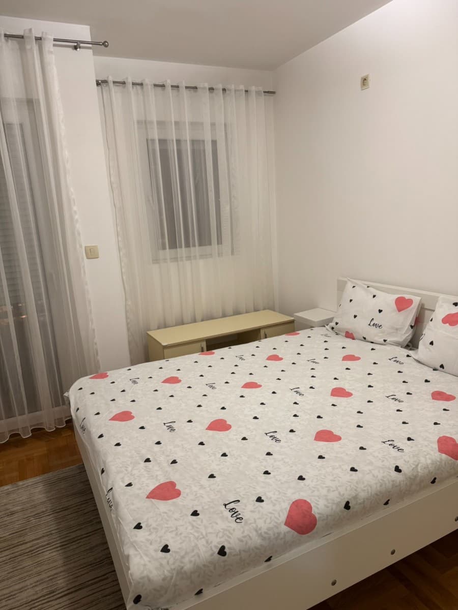 Izdaje se jednosoban stan