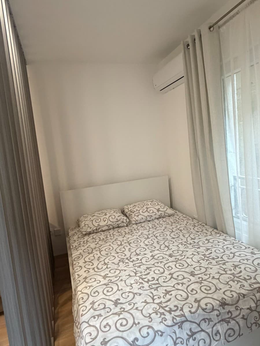 Izdaje se garsonjera